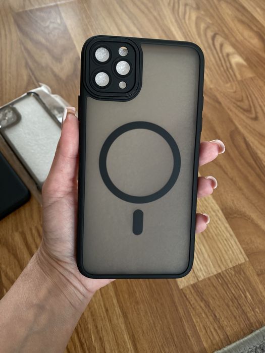 Чохли на iphone 11 pro max