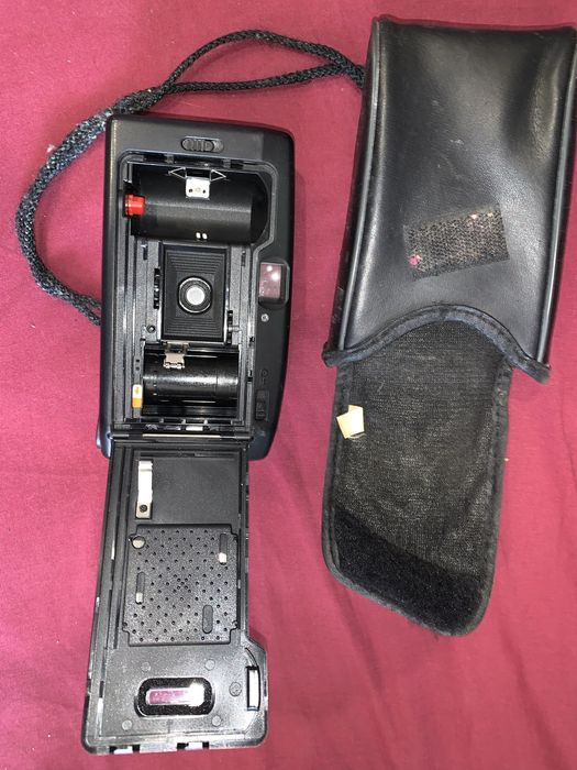 Фото вспышка Фотон 220В х 50Гц и Фотоаппарат плёночный Minolta F10 BF