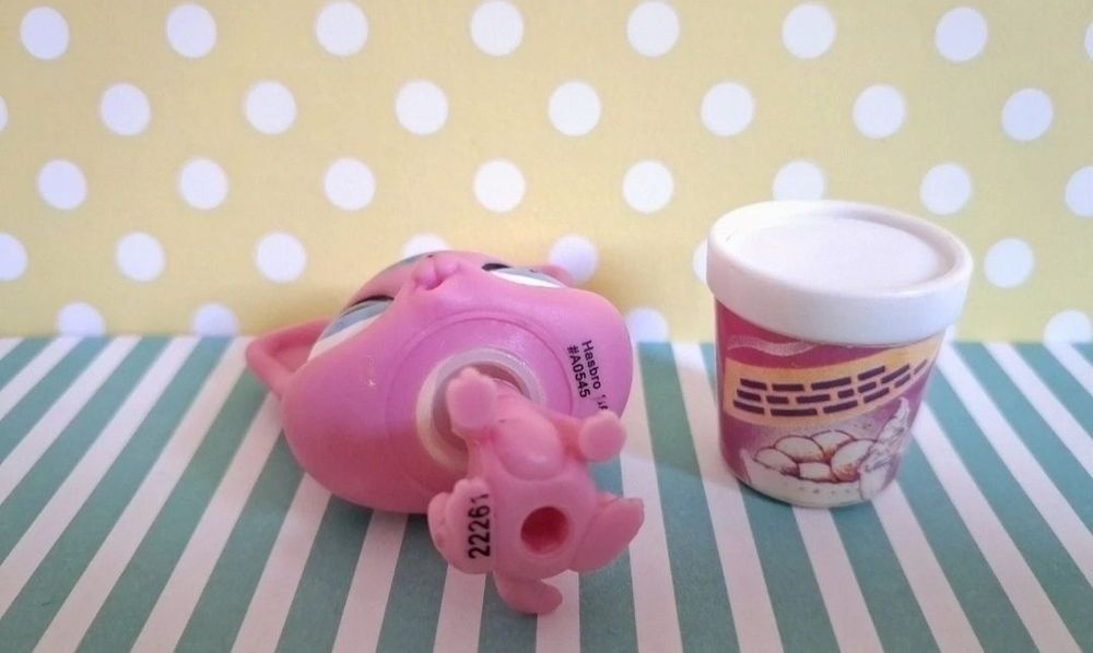 Littlest Pet Shop LPS unikatowy pies Chihuahua #2867