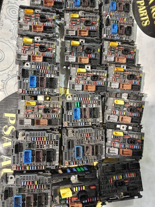 Блок BSM AB1 AB2 AB5 AB4 Z01 Z04 Z03 R01 R02 R03 R04 R05 L08 L11 L01