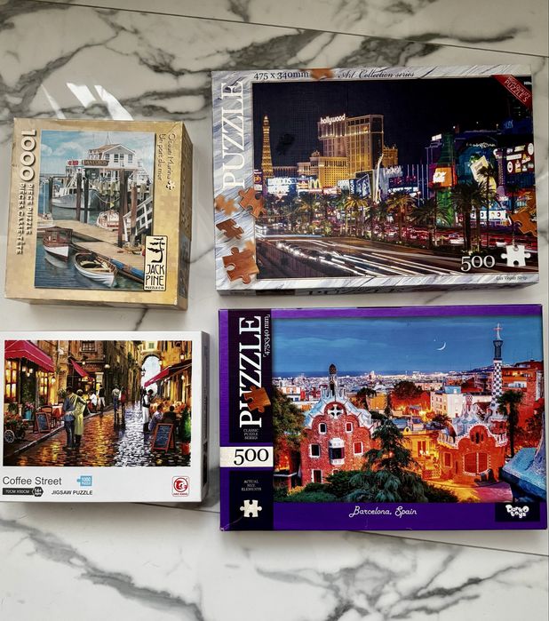 Набір пазлів одним лотом
