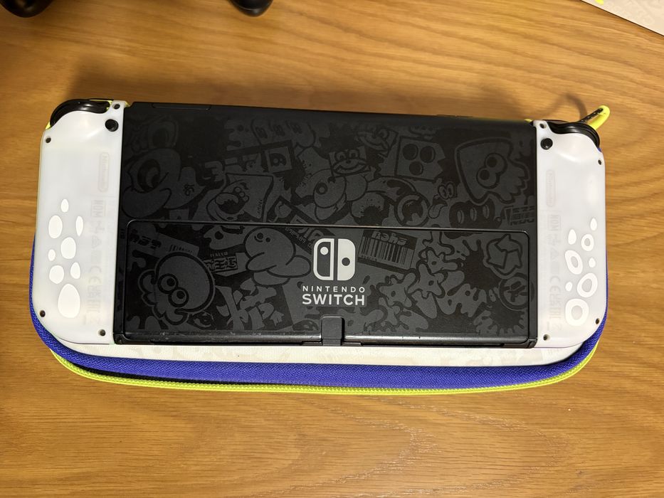 Nintendo switch oled  splatoon 3 edition