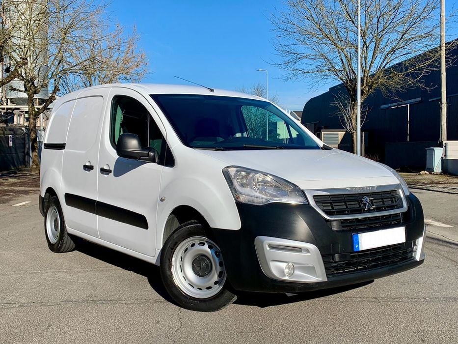 Peugeot Partner 1.6 Hdi 100cv AC/3Lugs./Garantia