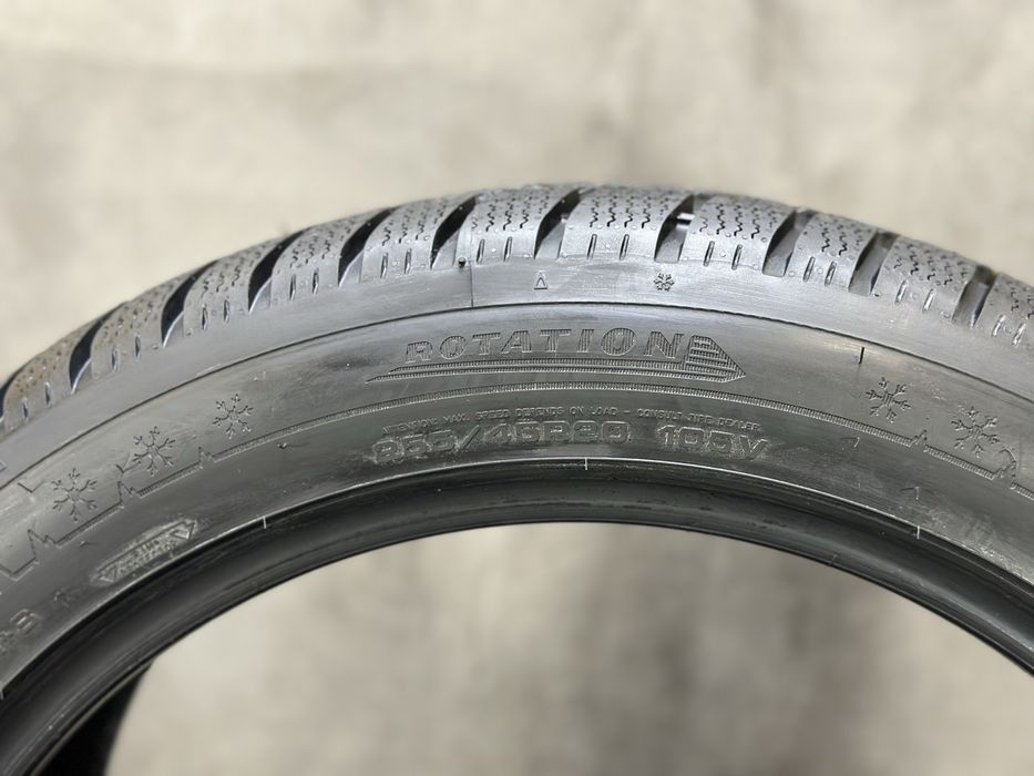 Нові зимові шини Dunlop SP WinterSport5 255/45 R20 105V MO