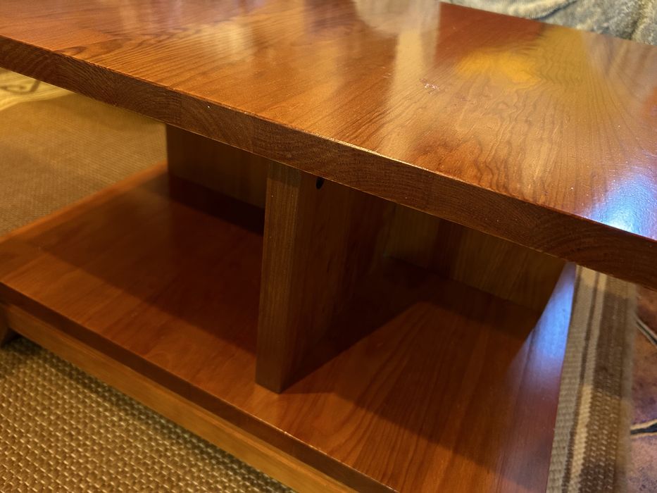 Mesa de apoio em madeira
