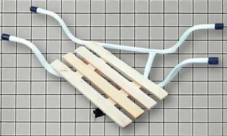 Сиденье для ванной дерево+ метал