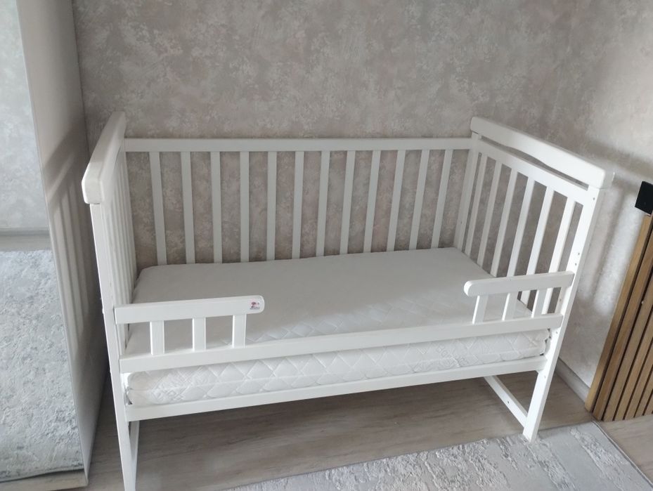 продам  дитячі меблі