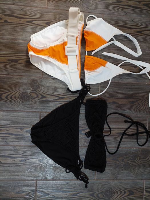 Роздільний купальник гарної якості