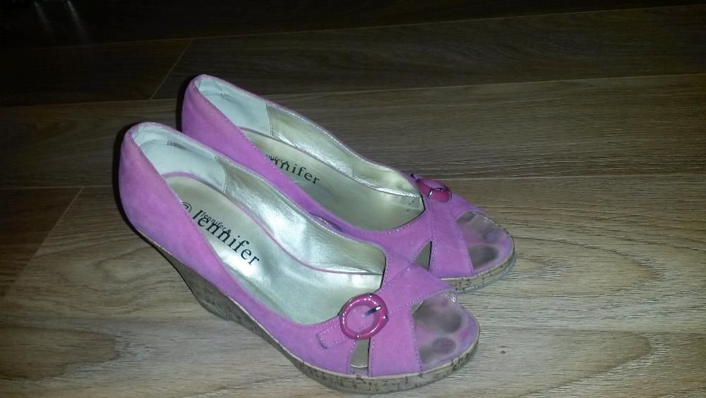 różowe koturny damskie na korku