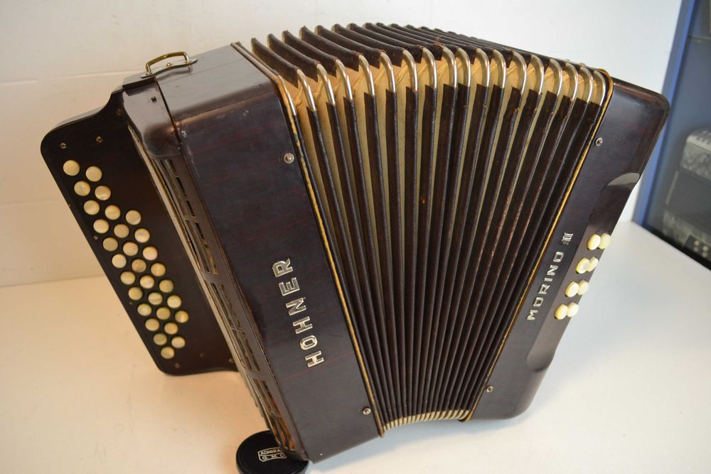 Concertina Hohner Morino  3 Voz .