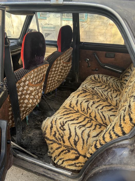 Продам машыну недорого