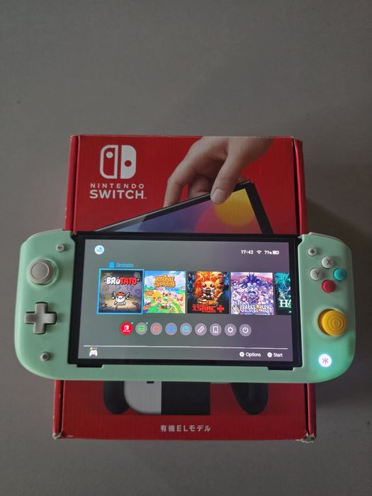 Nintendo Switch OLED + Nitro Deck