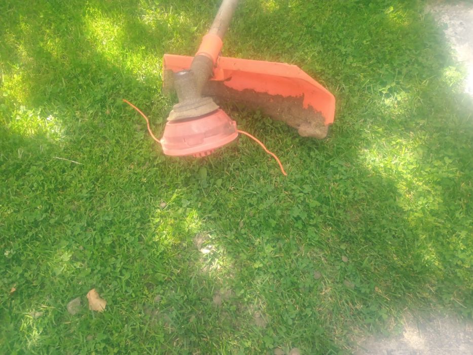 Kosa podkaszarka spalinowa z nowym silnikiem plus cały drugi w częścia