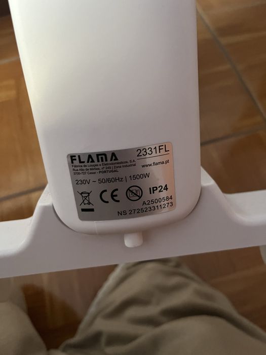 Aquecedor Elétrico Flama com Rodas | como novo