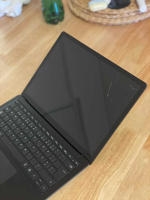 Microsoft Surface Laptop 4 15” i7 16GB 512GB – Funcional, Ecrã Rachado