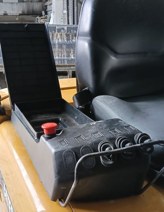 Joystick Caterpillar/Mitsubishi