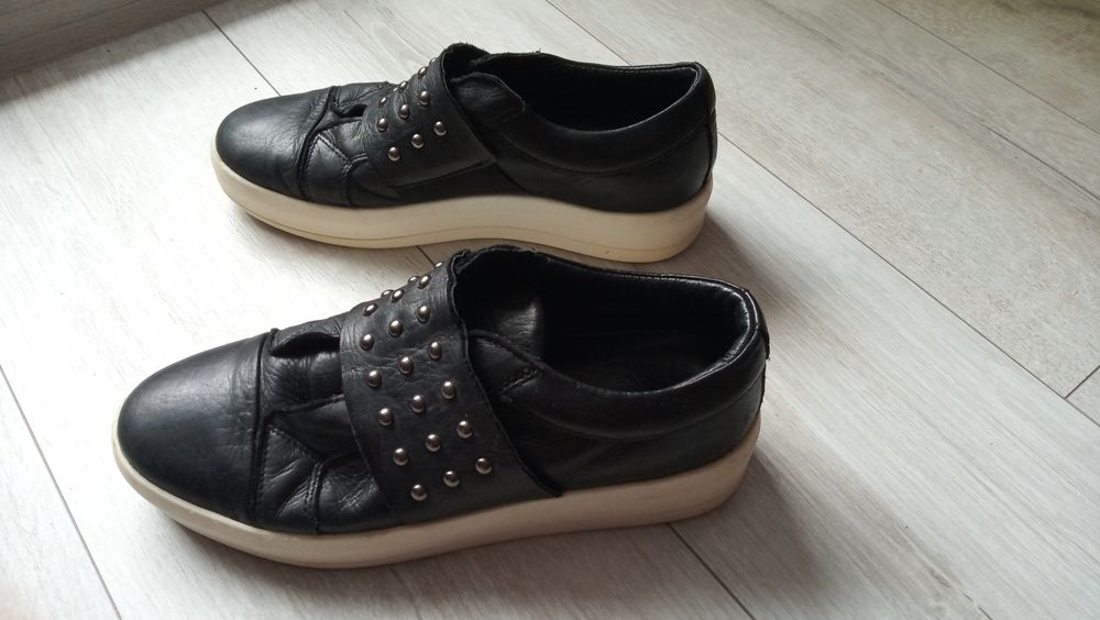 Czarne skórzane buty Bianco rozmiar 38