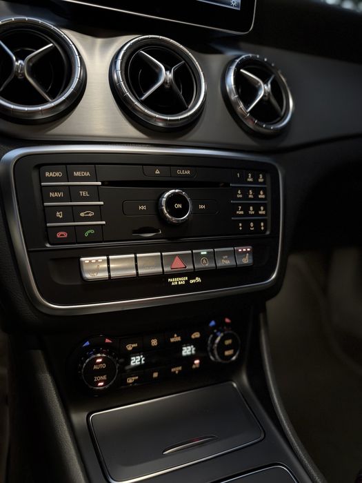 MERCEDES CLA200 AMG 7G-Tronic 2017