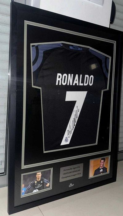 Camisa autografda por CR7+Moldura+Certificado