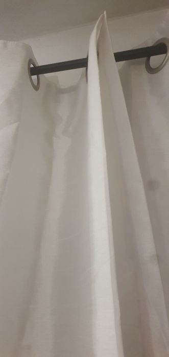 2 штори нові,є  підкладка, 500 грнза дві.