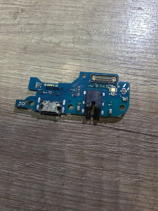 Samsung Galaxy A40S a3050  запчастини