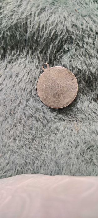 Okazja Piękny stary srebrny medalik