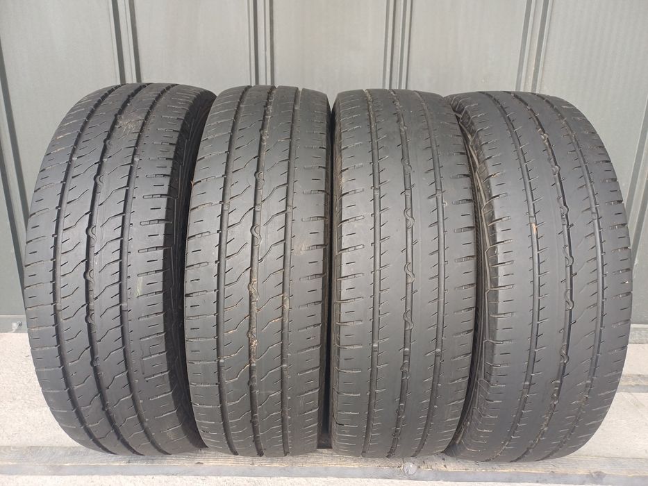 Комплект літніх шин Semperit 205/75 R16C
