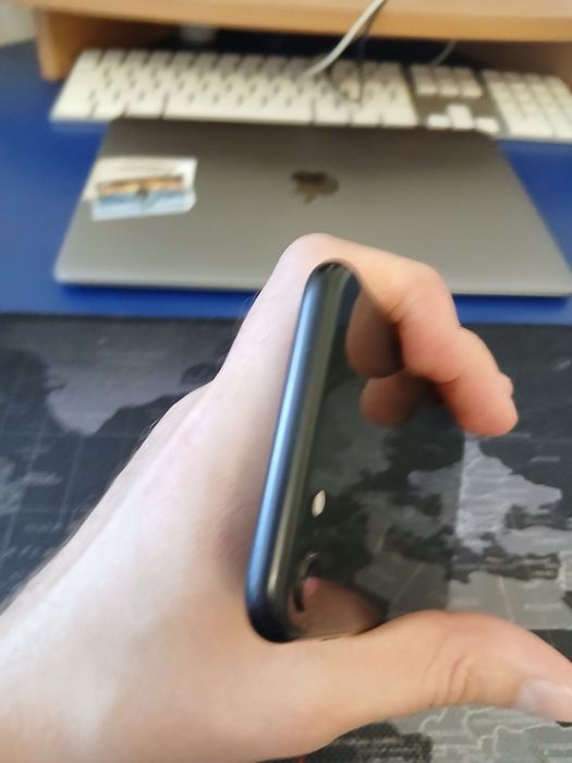 Iphone se 2020 64gb