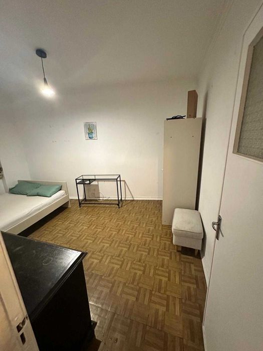 Quarto Individual ou de Casal – Centro de Sacavém – Despesas Incluídas