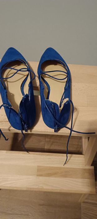 Baleriny wiązane, kolor chabrowy, rozmiar 41