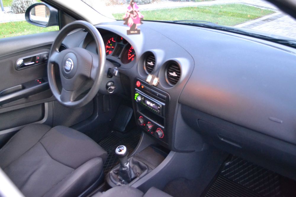 Seat Ibiza 1,4 Benzyna
