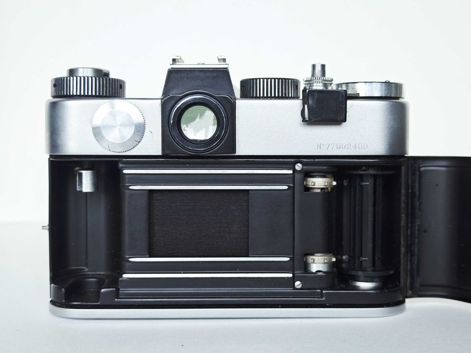 Aparat fotograficzny Zenit TTA