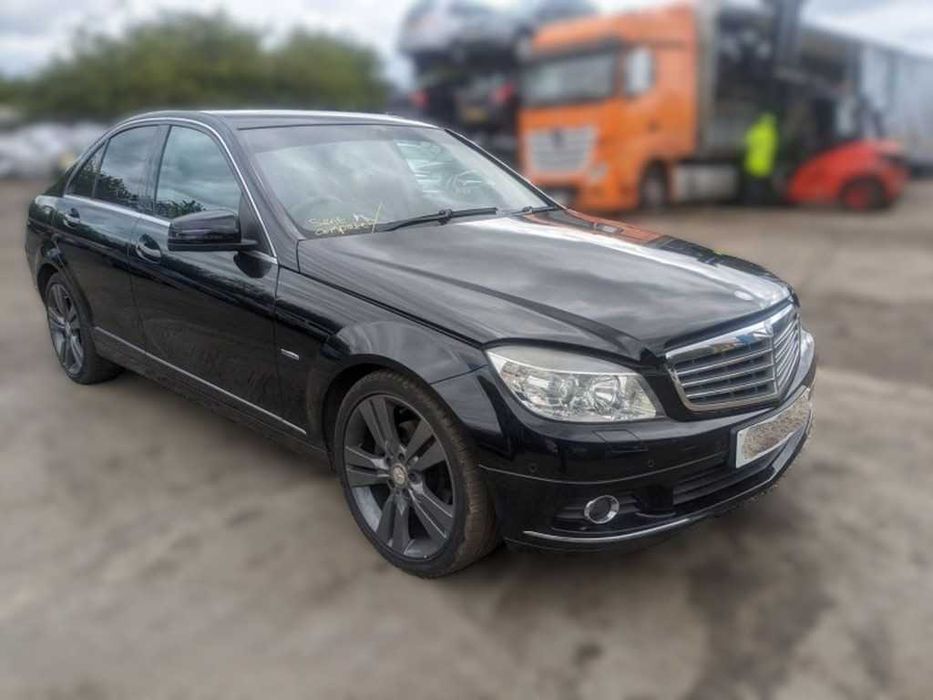 Mercedes W204 Classe C250 de 2010 (Para Peças)