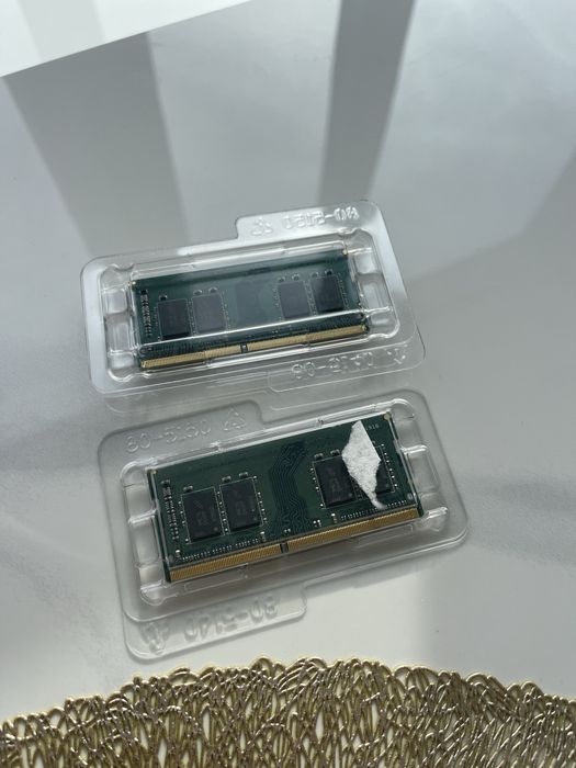 Оперативна память разних 2666Mhz 4gb - 2 штуки 170 грн штука