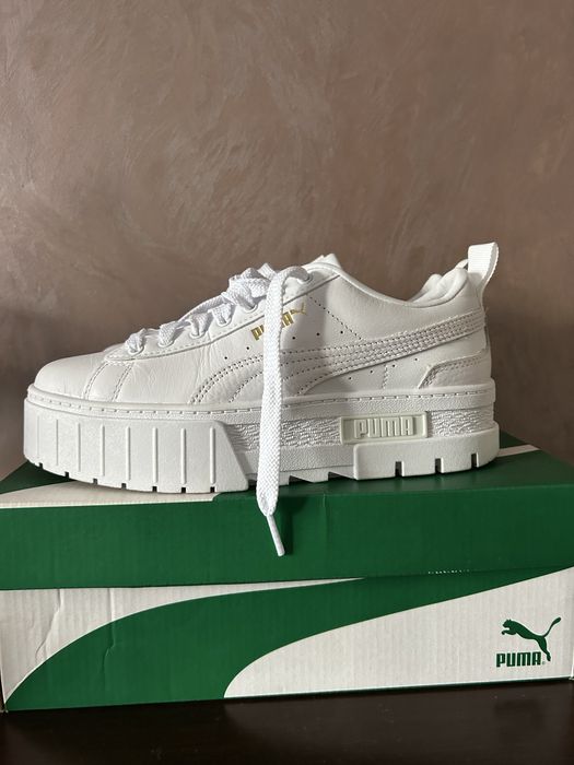 кросівки пума з коробкою