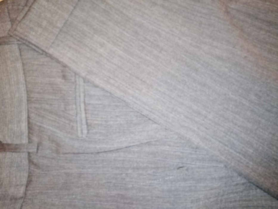 Fato Cinza risca fina Zara