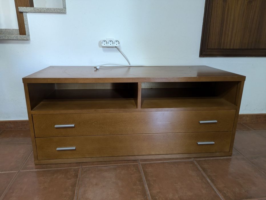 Consola para TV como nova