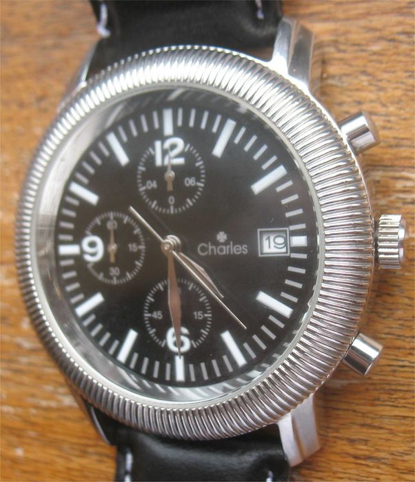 Relógio Estilo Vintage - Charles Chronógrafo (Máquina Seiko VD57B)