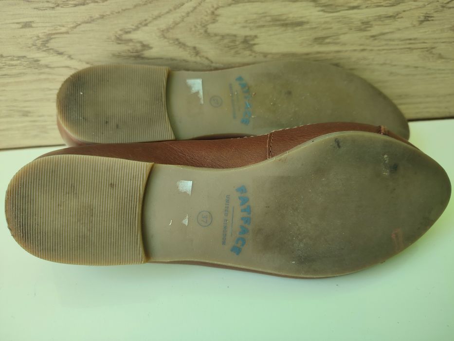 Продам кожаные балетки (туфли)