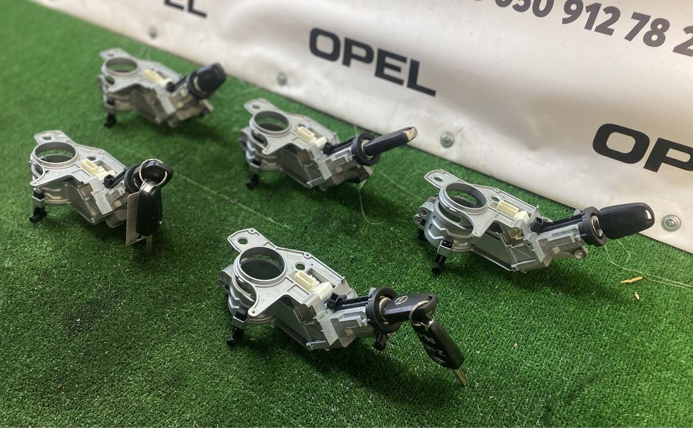 Замок зажигания Opel Astra H Zafira B