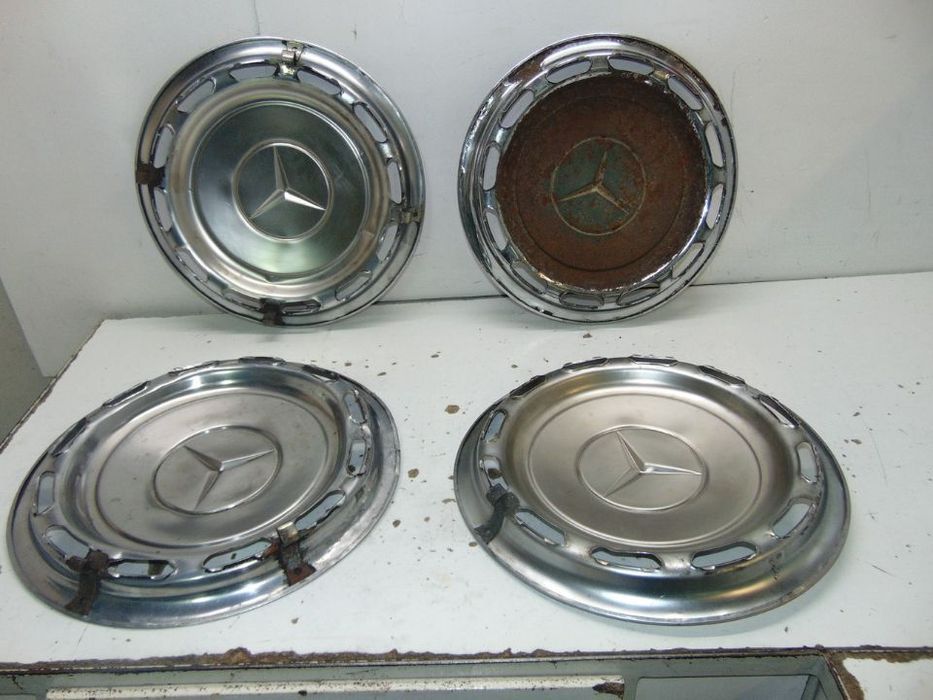 Mercedes w114/115 e 123 tampões de roda em 14