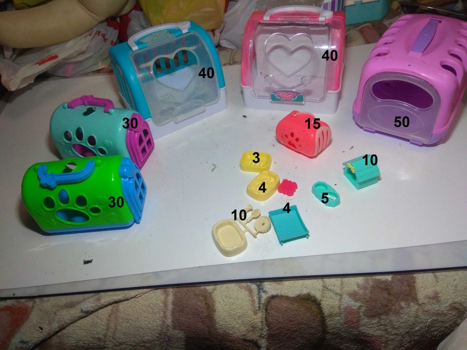 Домики переноски для тваринок