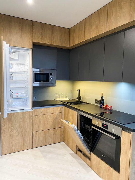 Сдам посуточно! Новая квартира с панорамным видом на Днепр,ЖК Славутич