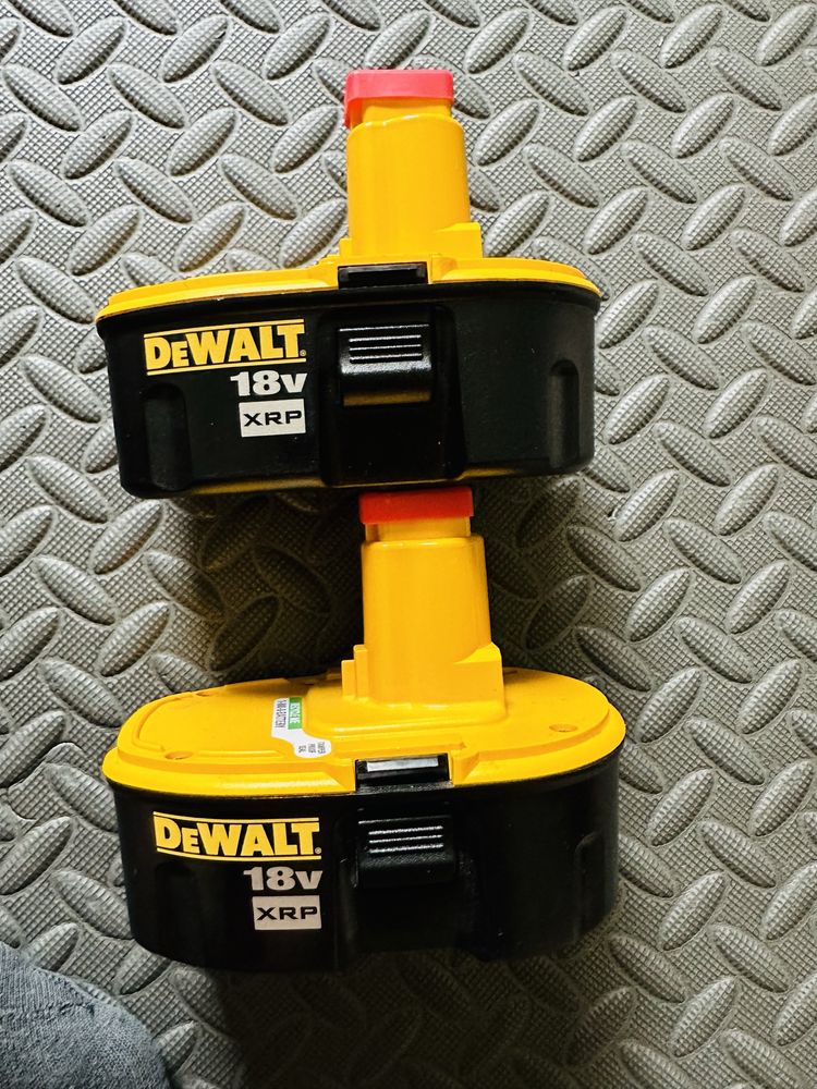DeWALT DC385 18v 5 200 Olx