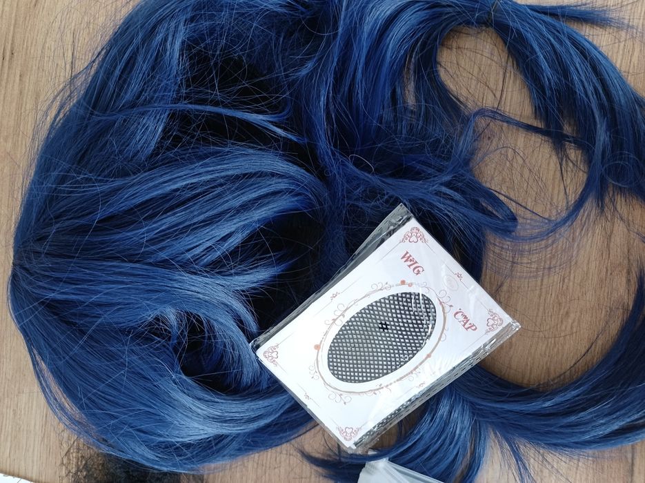 Peruca azul tantako