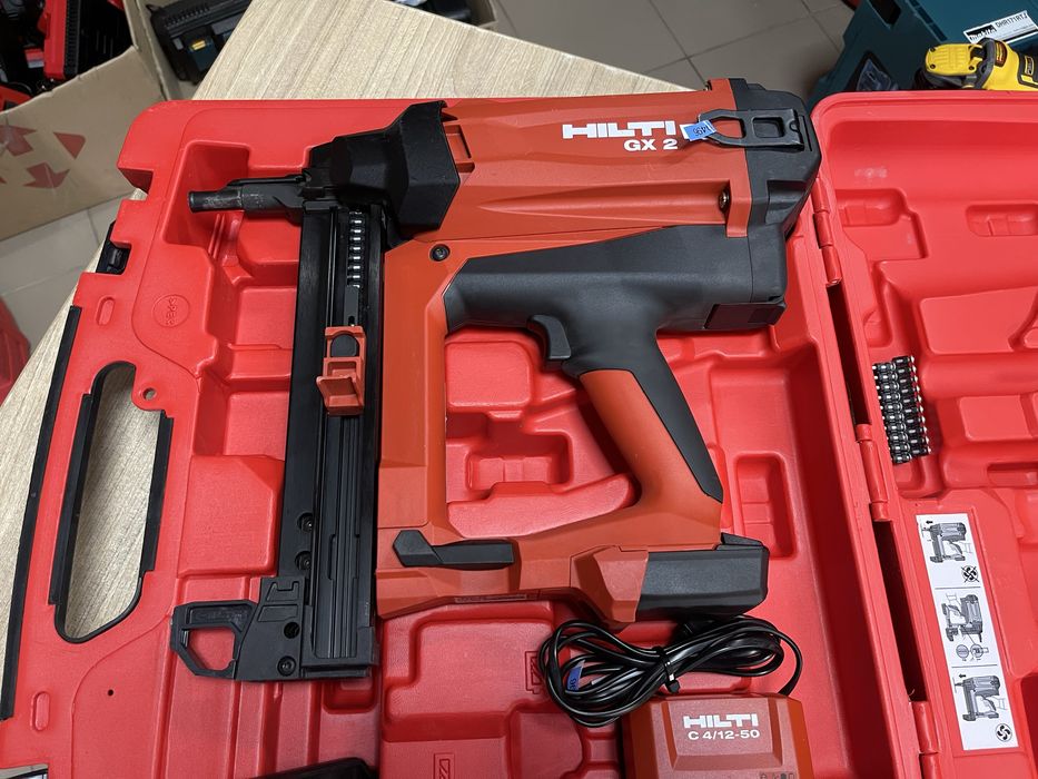 Hilti GX 2 / акумуляторно-газовий пістолет прямого монтажу Хілті