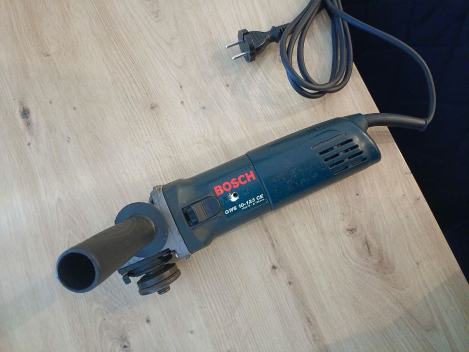 Szlifierka kątowa Bosch GWS 10-125 CE Professional regulacja obrotów