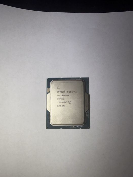Proceror Intel Core i7 13700kf i7-13700kf idealny