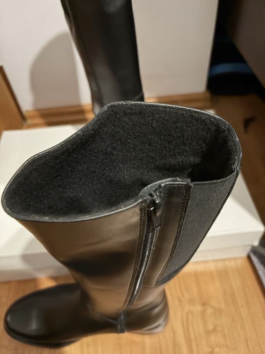 Czarne kozaki damskie r. 39