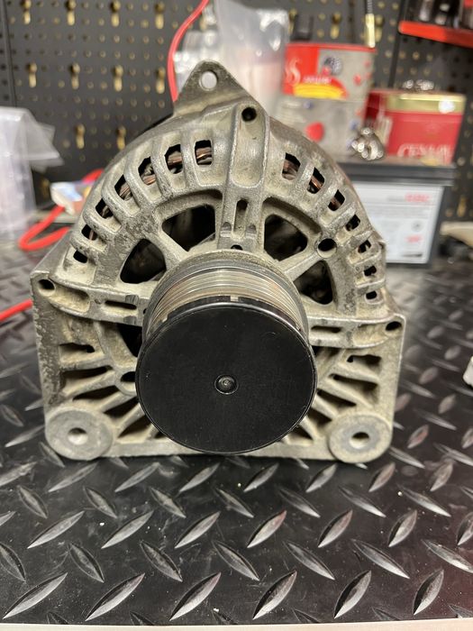 Генератор Valeo 110A Рено Меган 2